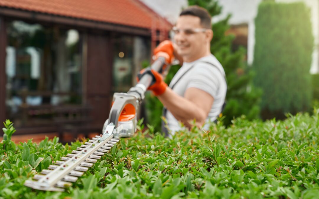 5 Safety Tips for Landscaping Equipment